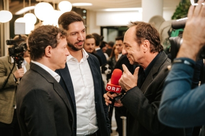 (c)PhilippLipiarski-5816
