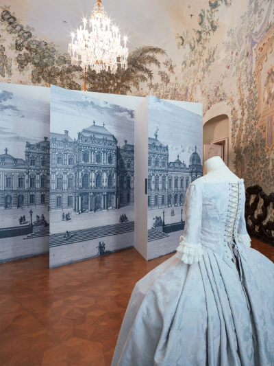 sRGB_50perc_BUW_Schloss_Hof_Niederweiden_6830